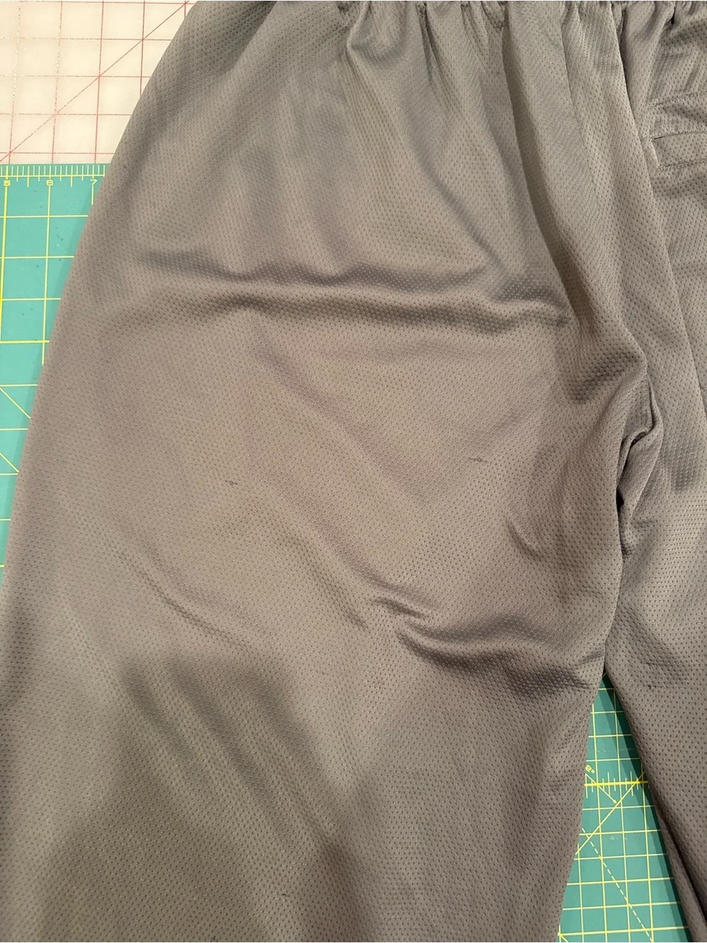Jordan Men's Gray Athletic Joggers - Picture 11 of 13
